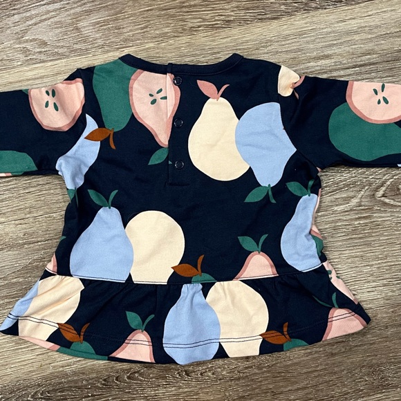 Carter's 3-Piece Outfit - Picture 3 of 11